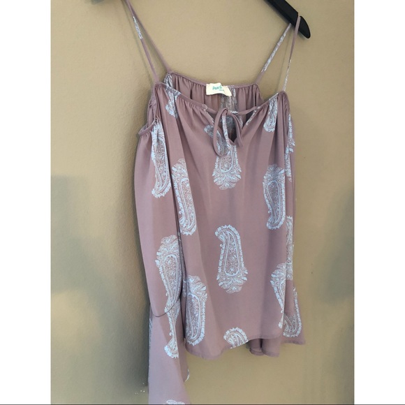 1 SMALL LEFT Off the shoulder paisley cami top - Picture 4 of 7